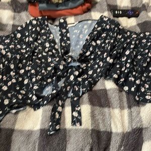 Romwe small size 4 crop